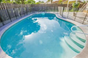 5541 Barnstead Cir, Lake Worth, FL 33463, Sold 03/09/22