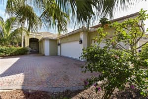 2456 SW Longwood Dr, Palm City, FL 34990, Sold 03/19/20