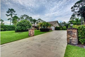 3820 Cypress Edge Dr, Lake Worth, FL 33467, Sold 04/09/20