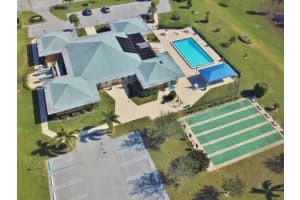 7257 W Oakridge Cir, Lantana, FL 33462, Sold 12/04/20