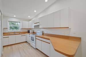 8419 SE Croft Cir, Hobe Sound, FL 33455, Sold 03/06/20