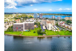 356 Golfview Rd, North Palm Beach, FL 33408, Sold 03/02/20