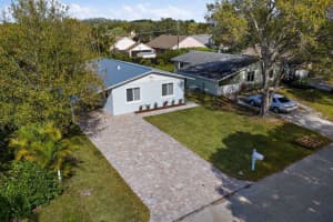 911 W Hawie St, Jupiter, FL 33458, Sold 02/14/20