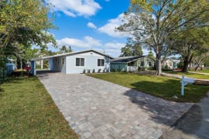 911 W Hawie St, Jupiter, FL 33458, Sold 02/14/20