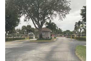 9875 Pineapple Tree Dr, Boynton Beach, FL 33436, Sold 12/23/20