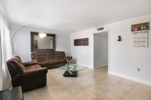 9050 NW 28th St, Coral Springs, FL 33065, Sold 07/21/20