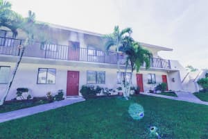 500 Nottingham Cir, Greenacres, FL 33463, Sold 02/11/20