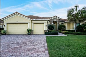 3154 NW Stoney Creek Ave, Jensen Beach, FL 34957, Sold 03/13/20