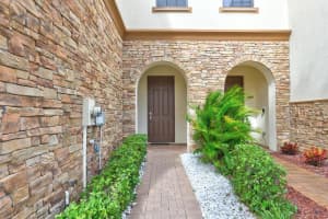 10450 Wellington Parc Dr, Wellington, FL 33449, Sold 06/12/20