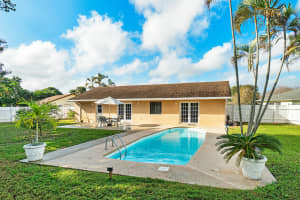 603 White Water Dr, West Palm Beach, FL 33413, Sold 02/28/20