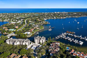 11390 12 Oaks Way, North Palm Beach, FL 33408, Sold 12/10/20