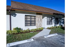 1260 Parkside Green Dr, Greenacres, FL 33415, Sold 03/06/20