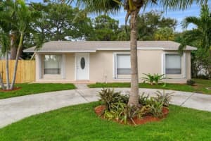 MLS# R10592206, West Palm Beach, Florida 33417