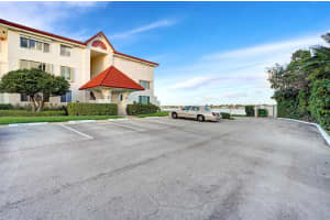 110 Half Moon Cir APT G2, Hypoluxo, FL 33462, Sold 09/04/20