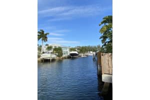 821 NE 32nd St, Boca Raton, FL 33431, Sold 07/17/20