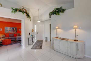 4300 Sherwood Forest Dr, Delray Beach, FL 33445, Sold 06/16/20