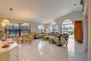 4300 Sherwood Forest Dr, Delray Beach, FL 33445, Sold 06/16/20