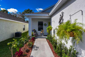 8017 SE Sugar Pines Way, Hobe Sound, FL 33455, Sold 03/02/20