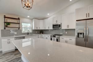 8 Redwood Ct, Boynton Beach, FL 33426, Sold 02/21/20