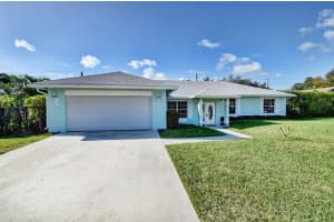 8 Redwood Ct, Boynton Beach, FL 33426, Sold 02/21/20