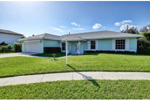8 Redwood Ct, Boynton Beach, FL 33426, Sold 02/21/20