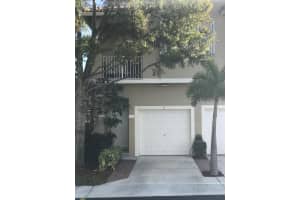 112 Lighthouse Cir, Tequesta, FL 33469, Sold 08/07/20