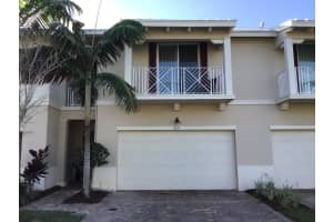2115 Wells Pl, Palm Beach Gardens, FL 33418, Sold 03/31/20