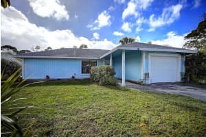 8350 SE Camellia Dr, Hobe Sound, FL 33455, Sold 05/15/20