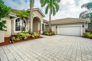 8272 Desmond Dr, Boynton Beach, FL 33472, Sold 02/27/20