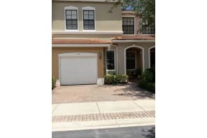 207 Chrystie Cir, Delray Beach, FL 33484, Sold 03/06/20