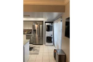 1623 Shaker Cir, Wellington, FL 33414, Sold 07/09/20