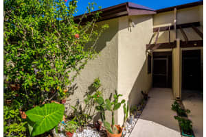 218 Meander Cir, Royal Palm Beach, FL 33411, Sold 03/30/20