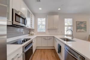 326 E Mallory Cir, Delray Beach, FL 33483, Sold 03/13/20