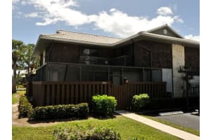 704 SE Camelot Gardens Blvd, Port St. Lucie, FL 34952, Sold 05/20/20