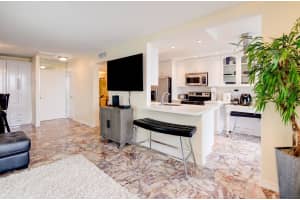 322 Buchanan St, Hollywood, FL 33019, Sold 02/18/20