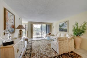 800 Jeffery St, Boca Raton, FL 33487, Sold 03/29/21