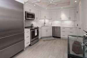 86 Mac Farlane Dr #9e, Delray Beach, FL 33483, Sold 04/02/20