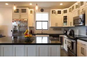 9928 NW 10th St, Miami, FL 33172, Sold 07/02/21