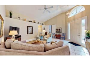 3266 Lakeshore Dr, Fort Pierce, FL 34949, Sold 08/14/20