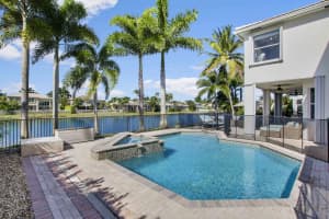 18527 Ocean Mist Dr, Boca Raton, FL 33498, Sold 03/04/20