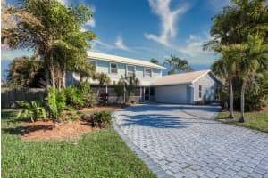 22 Sovereign Way, Fort Pierce, FL 34949, Sold 02/26/20