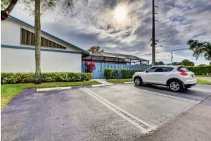 504 Timberlane Cir, Greenacres, FL 33463, Sold 03/23/20