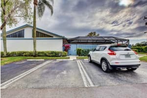 504 Timberlane Cir, Greenacres, FL 33463, Sold 03/23/20