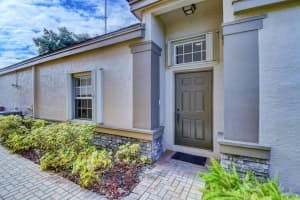 10297 Olde Clydesdale Cir, Lake Worth, FL 33449, Sold 05/27/20