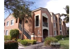 8070 N Nob Hill Rd, Tamarac, FL 33321, Sold 03/13/20