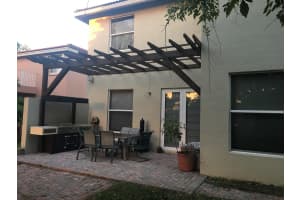 104 Sarona Cir, Royal Palm Beach, FL 33411, Sold 05/01/20