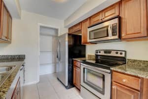 815 W Boynton Beach Blvd, Boynton Beach, FL 33426, Sold 02/28/20