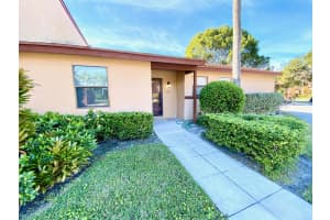 708 Lakeview Dr E, Royal Palm Beach, FL 33411, Sold 07/30/20