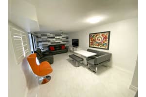 4310 Village Dr, Delray Beach, FL 33445, Sold 04/13/20