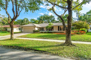 2416 NW 35th St, Boca Raton, FL 33431, Sold 03/31/20